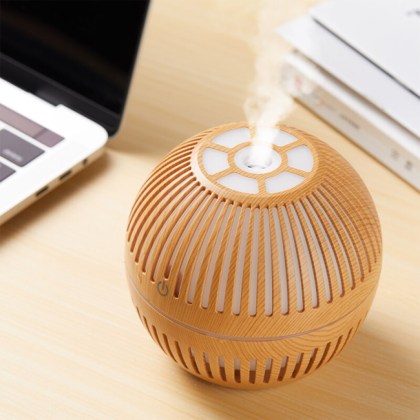Ultrasonic aroma humidifier.jpg